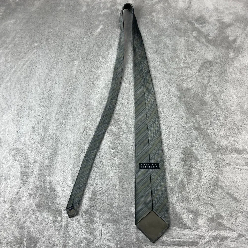 Perry Ellis Men's Classic 100% Silk Neck Tie